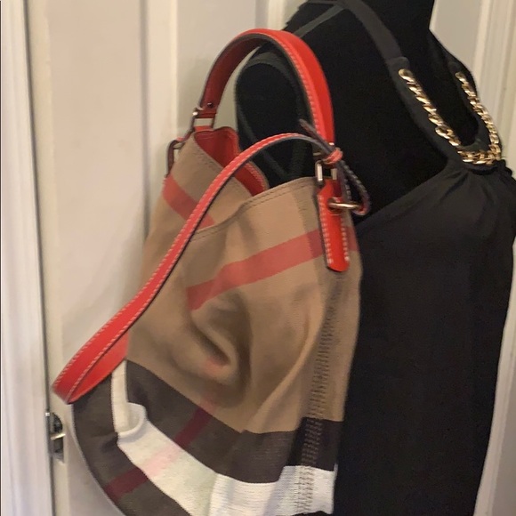 Burberry satchel with detachable pouch w/ dust bag - Picture 7 of 9